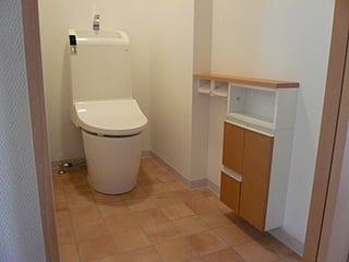 札幌　厚別区　マンション　リフォーム　リノベーション　リビング　オーダーメイド　トイレ　収納　一体型　TOTO　テラコッタ　